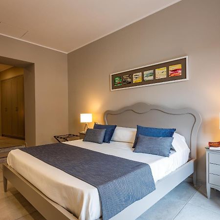Residenza San Ferdinando Ξενοδοχείο Νάπολη Εξωτερικό φωτογραφία