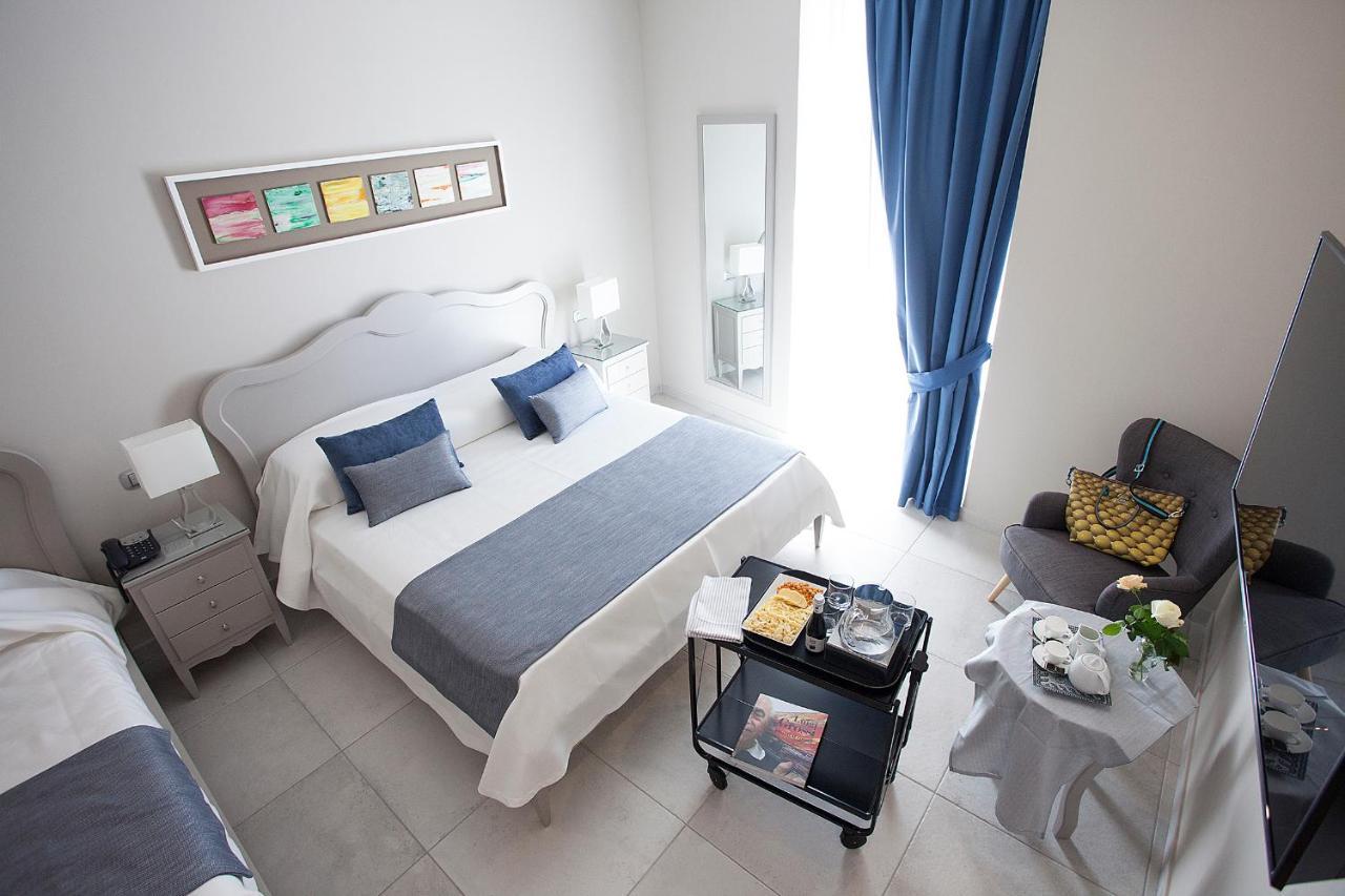 Residenza San Ferdinando Ξενοδοχείο Νάπολη Εξωτερικό φωτογραφία