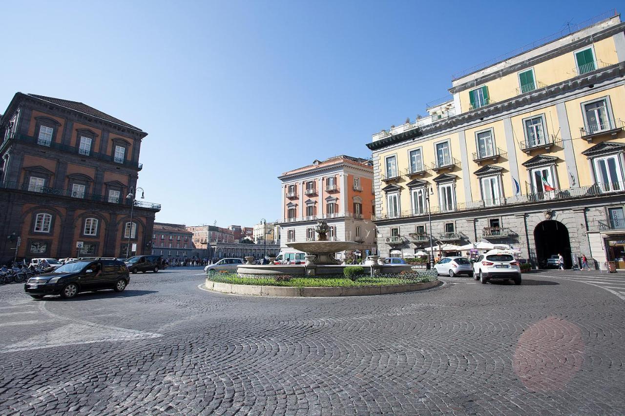Residenza San Ferdinando Ξενοδοχείο Νάπολη Εξωτερικό φωτογραφία