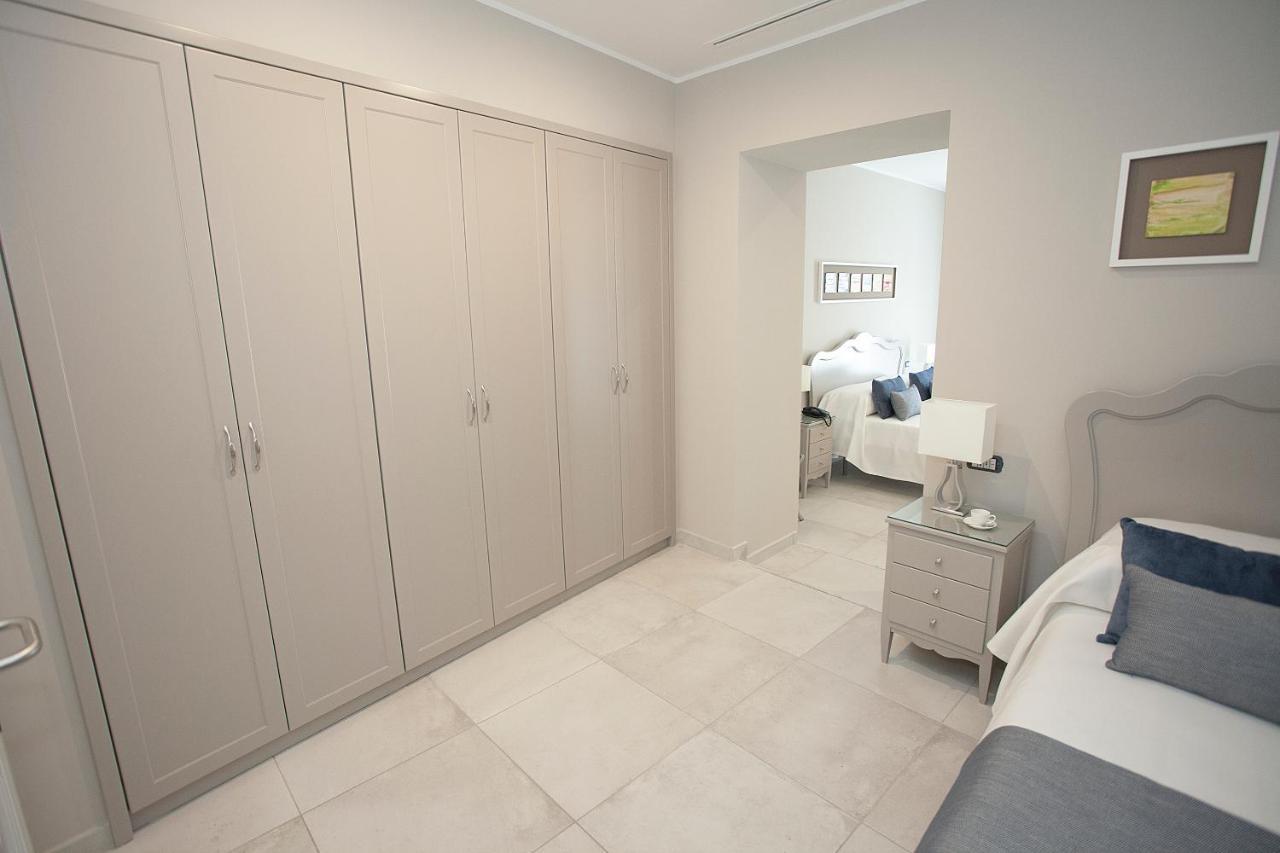 Residenza San Ferdinando Ξενοδοχείο Νάπολη Εξωτερικό φωτογραφία