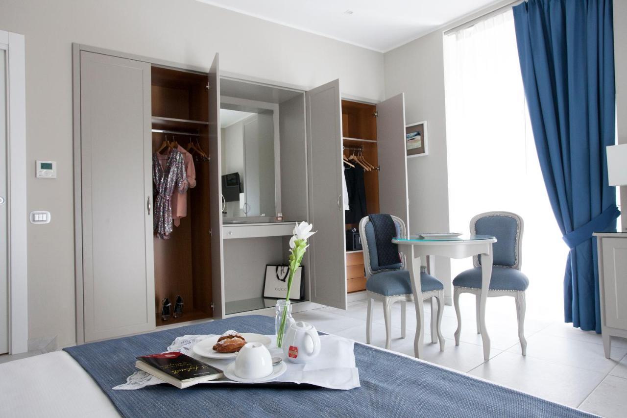 Residenza San Ferdinando Ξενοδοχείο Νάπολη Εξωτερικό φωτογραφία