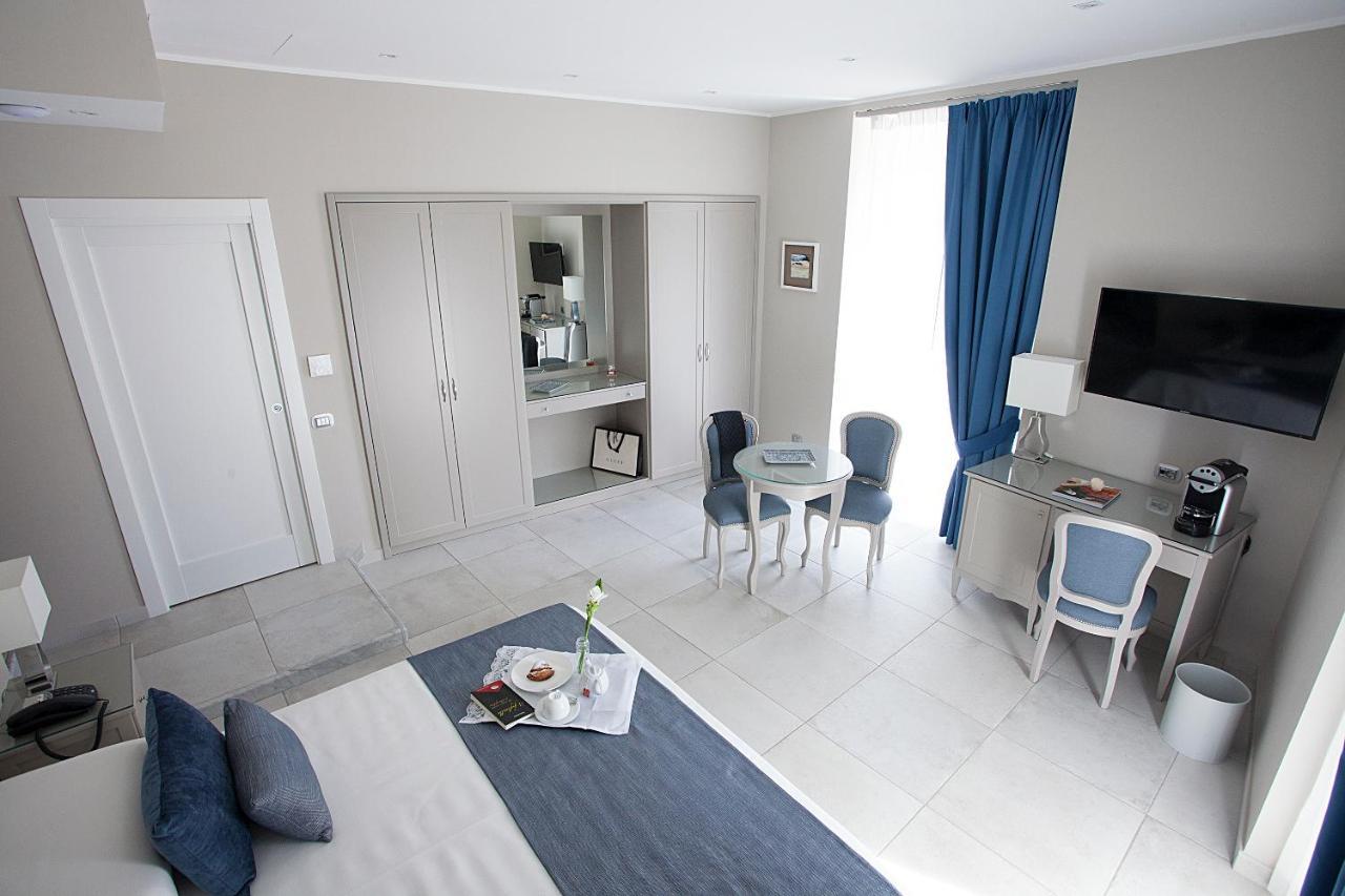 Residenza San Ferdinando Ξενοδοχείο Νάπολη Εξωτερικό φωτογραφία