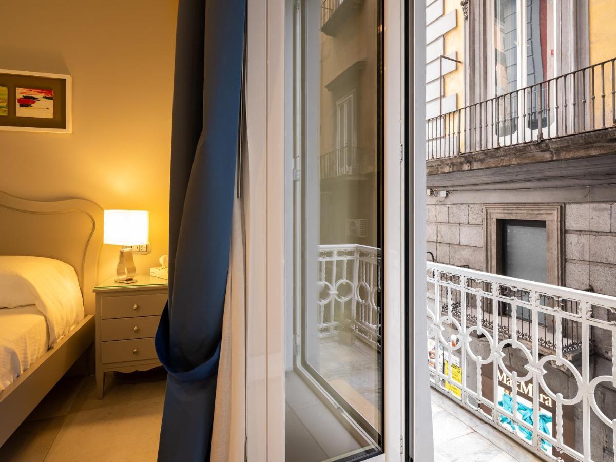 Residenza San Ferdinando Ξενοδοχείο Νάπολη Εξωτερικό φωτογραφία