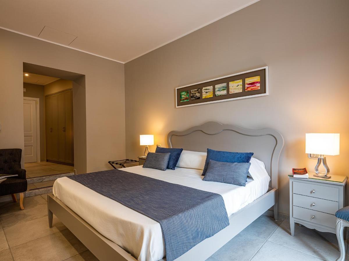 Residenza San Ferdinando Ξενοδοχείο Νάπολη Εξωτερικό φωτογραφία