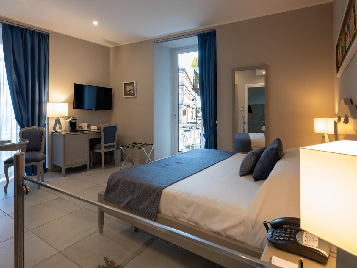 Residenza San Ferdinando Ξενοδοχείο Νάπολη Εξωτερικό φωτογραφία
